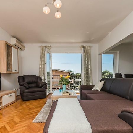 Apartment Marty تْسْغيكفانِتْسا المظهر الخارجي الصورة