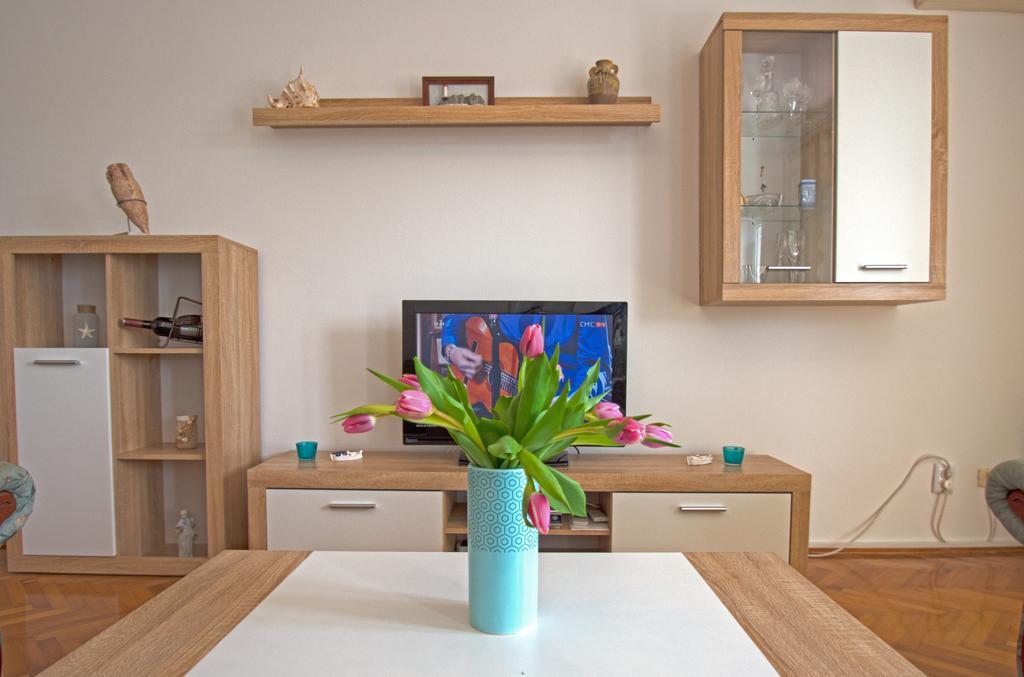 Apartment Marty تْسْغيكفانِتْسا المظهر الخارجي الصورة