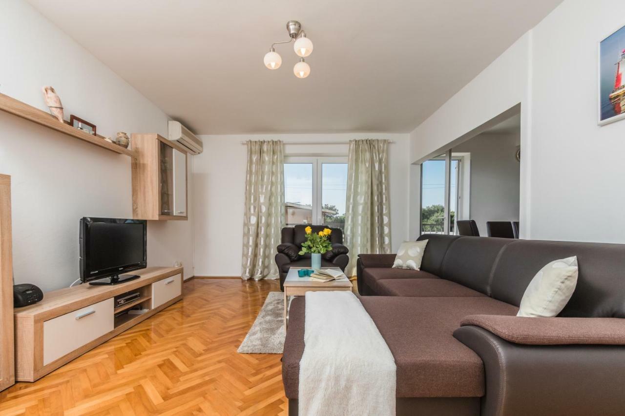 Apartment Marty تْسْغيكفانِتْسا المظهر الخارجي الصورة